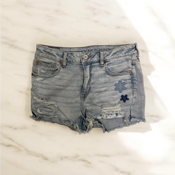 American Eagle Outfitters Pants - American Eagle Shorts Size 10